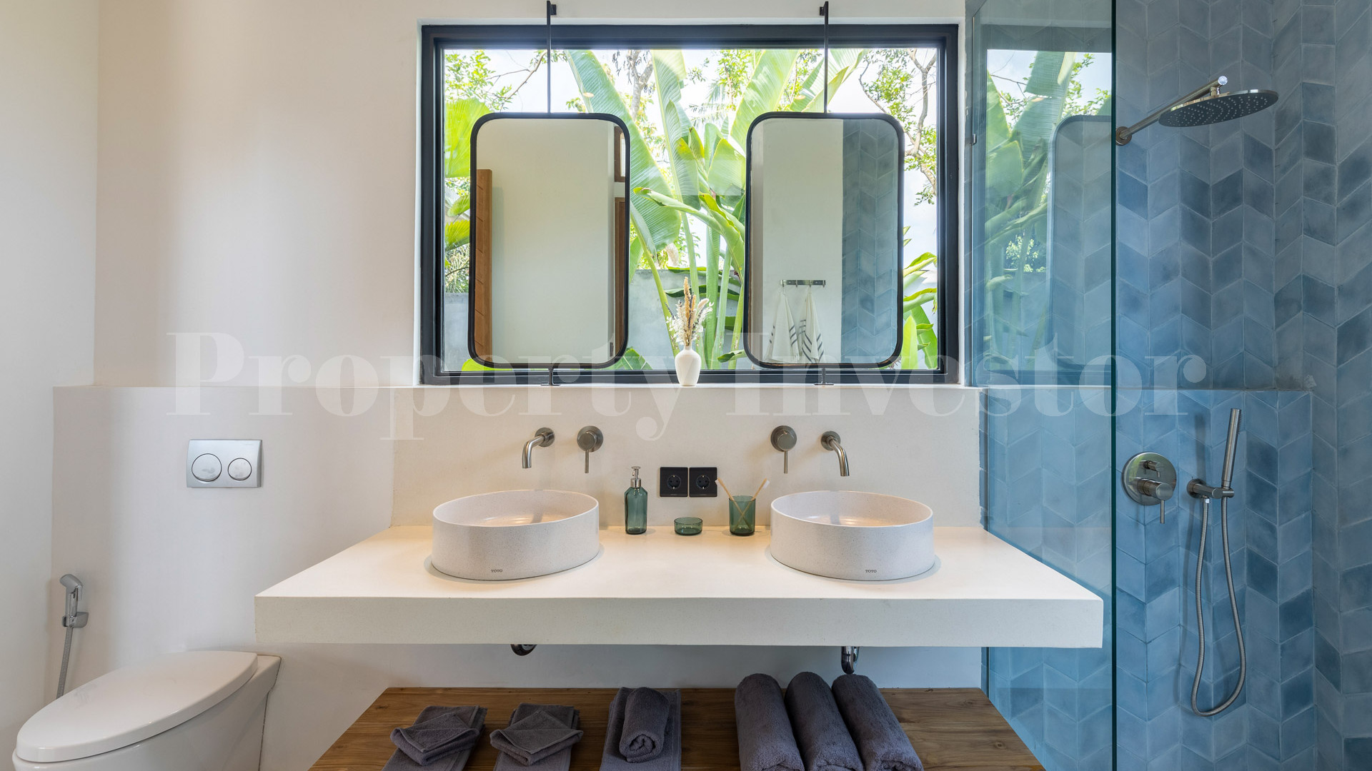 Chic 1-3 Bedroom Designer Loft Villas with Beautiful Rice Paddy Views for Sale Near Canggu, Bali