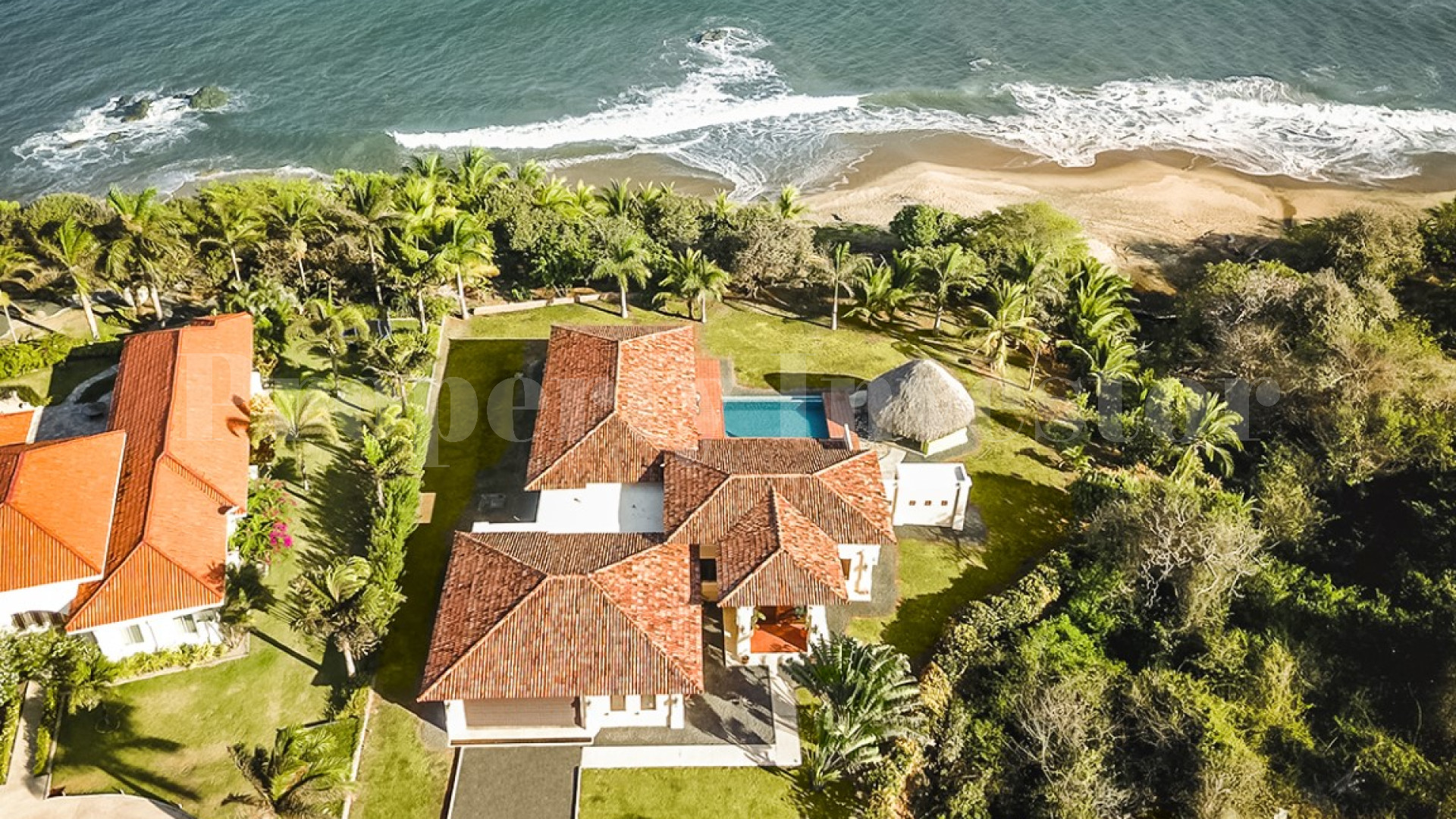 Spectacular 3 Bedroom Beachfront Home for Sale in Pedasi, Panama