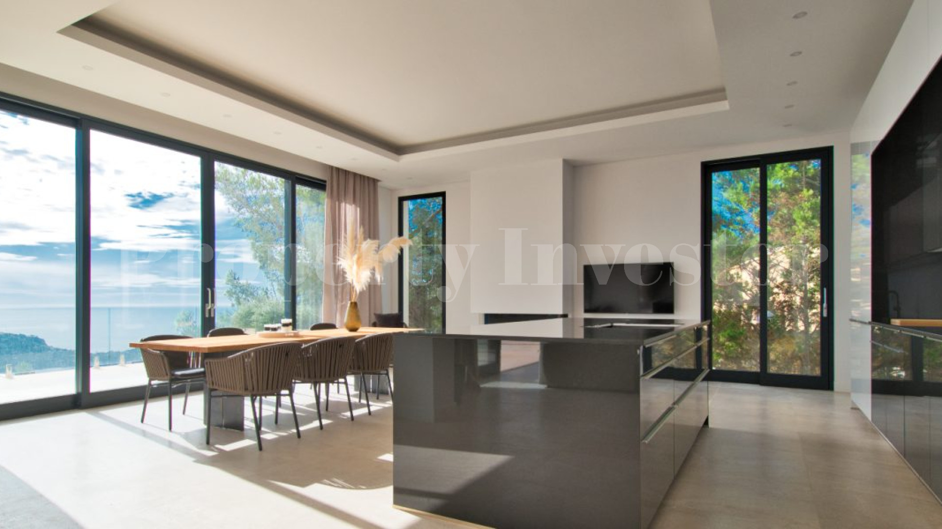 Impressive 8 Bedroom Luxury Sea View Villa Sought After Area of Port Andratx