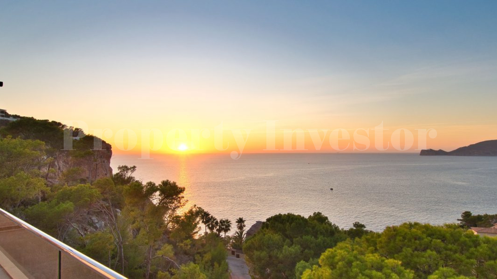 Exclusive 3 Bedroom Villa in Port Andratx with Stunning Sunset Views of Dragonera