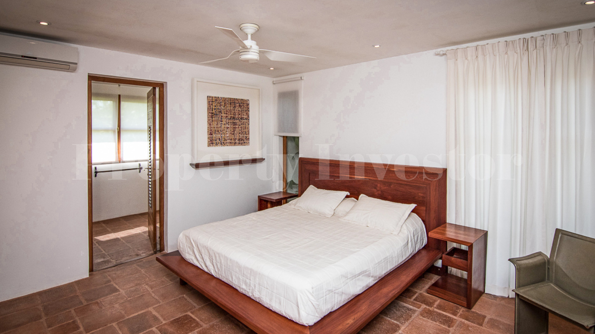 Elegant 5 Bedroom Luxury Tropical Estate for Sale in Pedasi, Panama