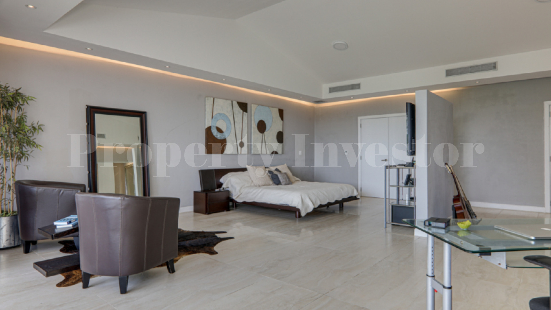 Beautifully Renovated 4 Bedroom Modern Three-Storey Home for Sale in Paitilla, Panama City