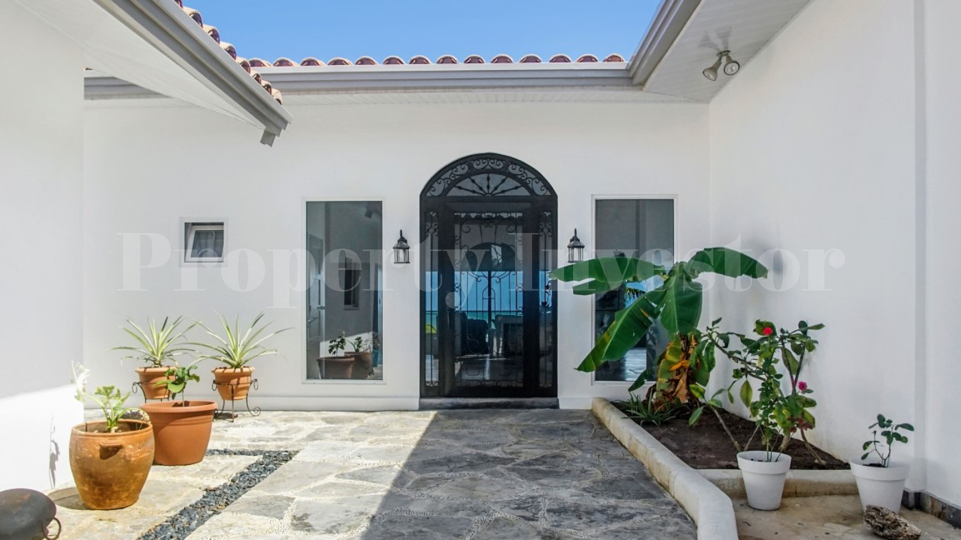 Incredible 6 Bedroom Luxury Beachfront Villa with Spectacular Panoramic Pacific Ocean Views for Sale in Pedasi, Panama