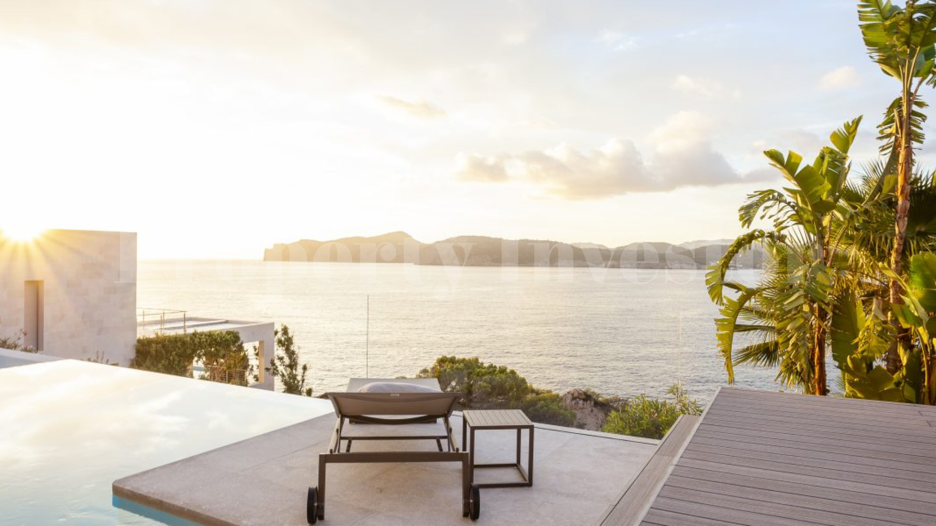 5 Bedroom First Line Sea View Villa in Nova Santa Ponsa