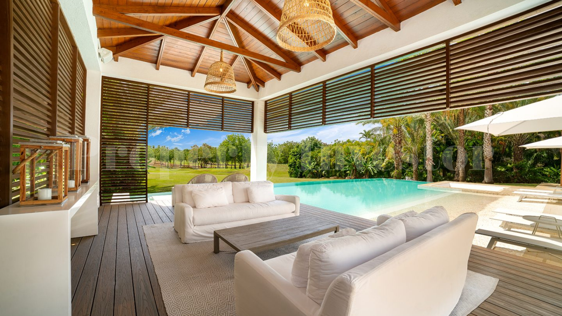 Modern 4 Bedroom Luxury Golf Villa for Sale in La Romana, Dominican Republic