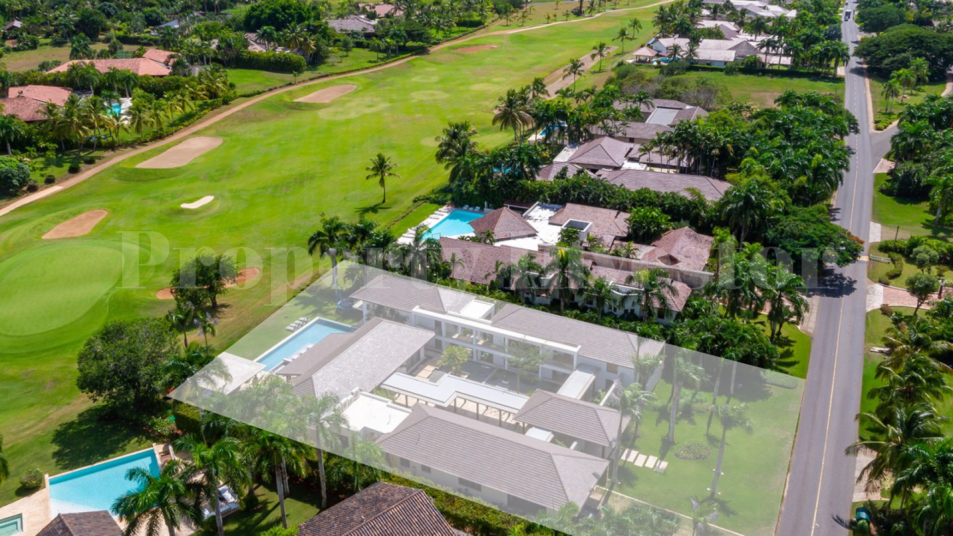 Exquisite 5 Bedroom Villa with Stunning Golf & Ocean Views for Sale in La Romana, Dominican Republic