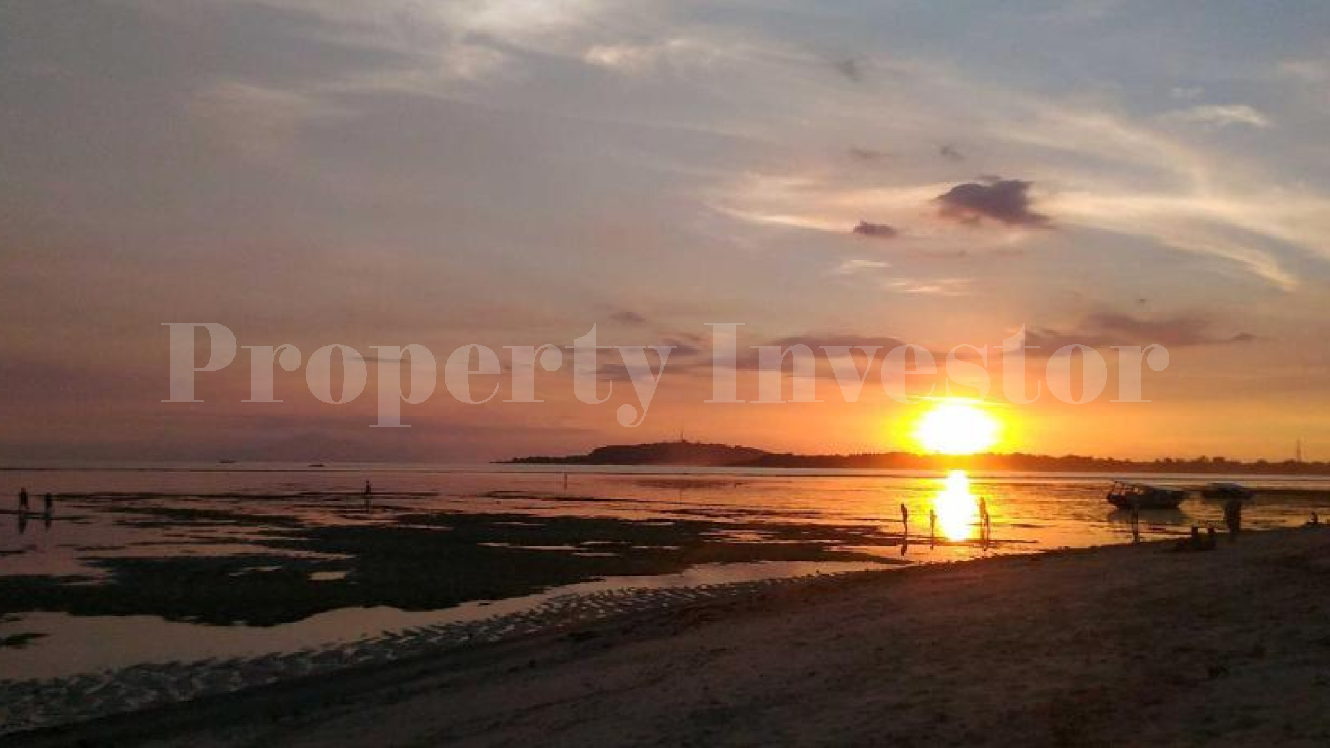 Unique Boutique Island Hotel with 4 Private Villas for Sale on Gili Air, Indonesia