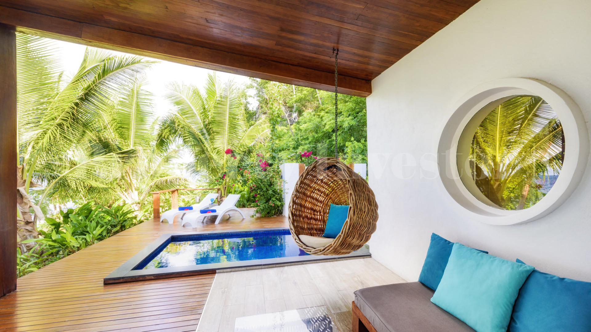 Award Winning 8 Villa Boutique Island Resort for Sale on the Rainbow Reef, Fiji