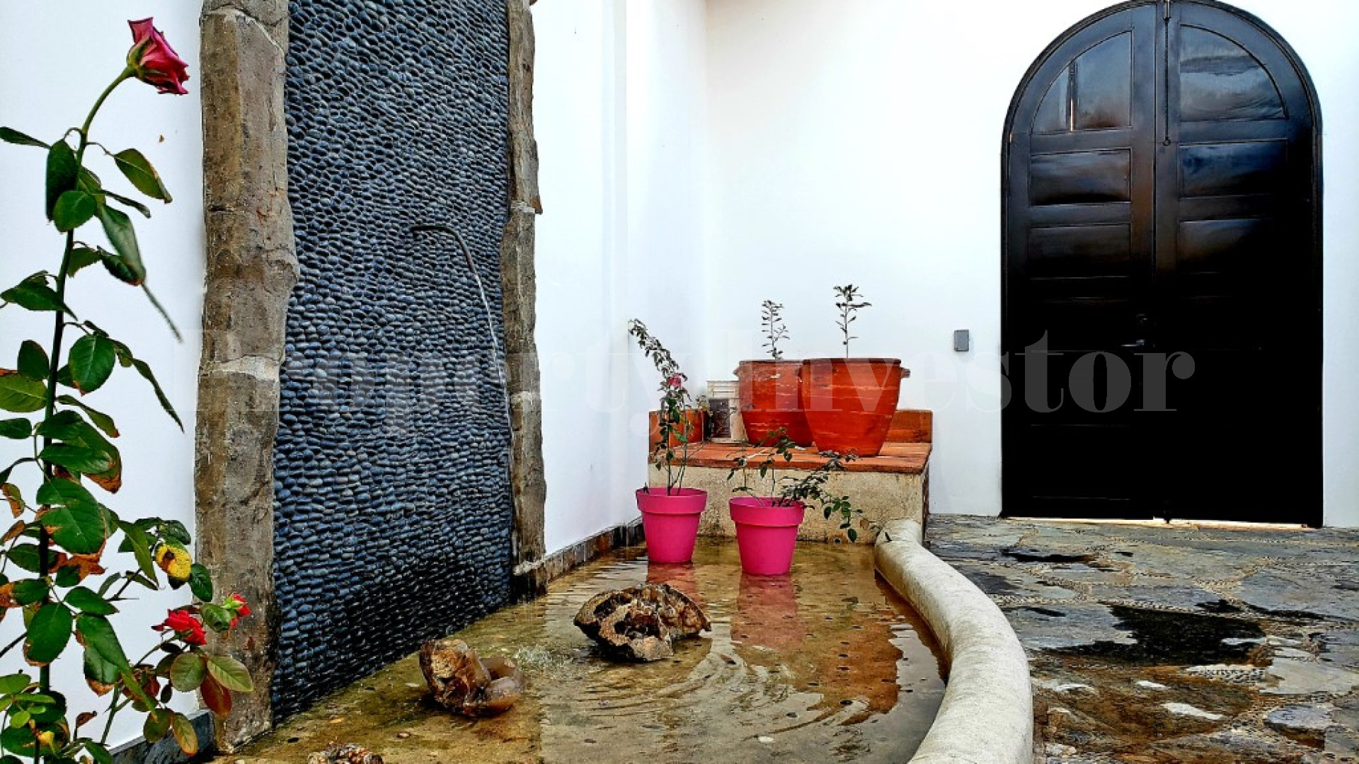 Incredible 6 Bedroom Luxury Beachfront Villa with Spectacular Panoramic Pacific Ocean Views for Sale in Pedasi, Panama