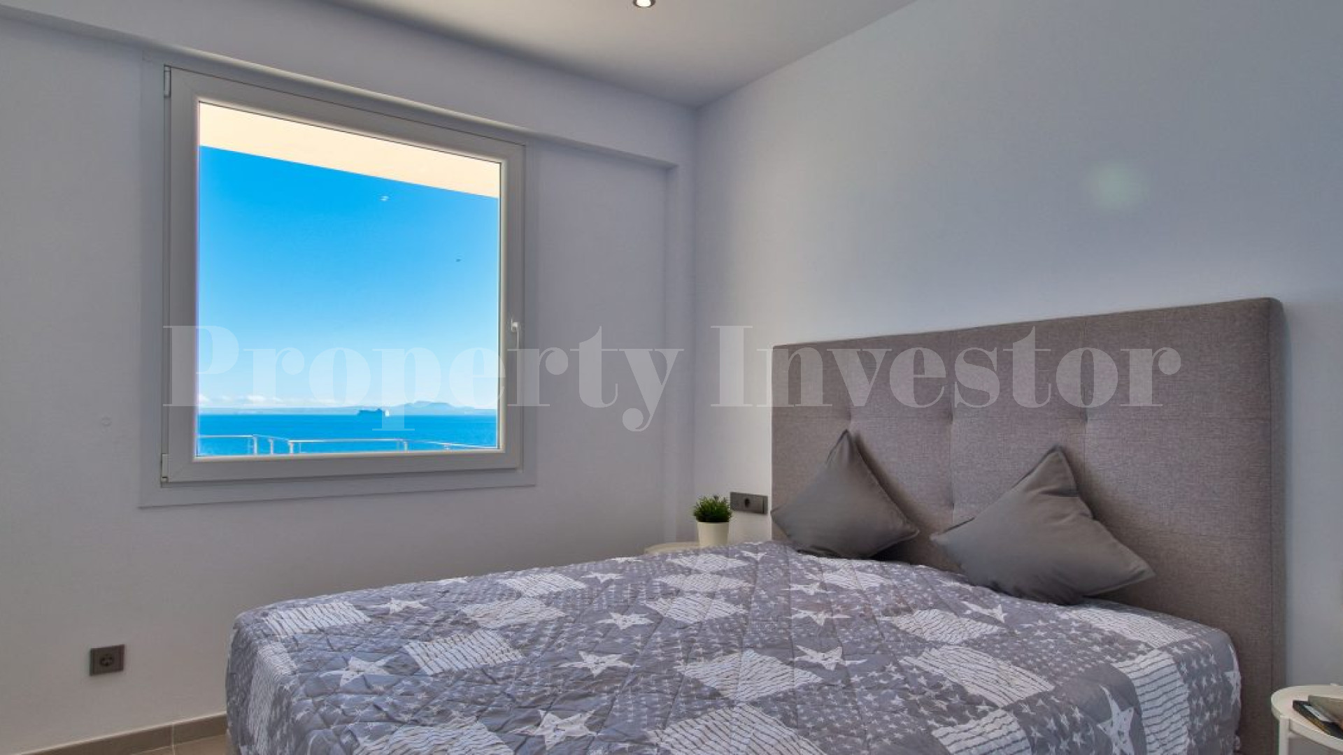 3 Bedroom Duplex Apartment with Incredible Sea Views in Cala Vinyas