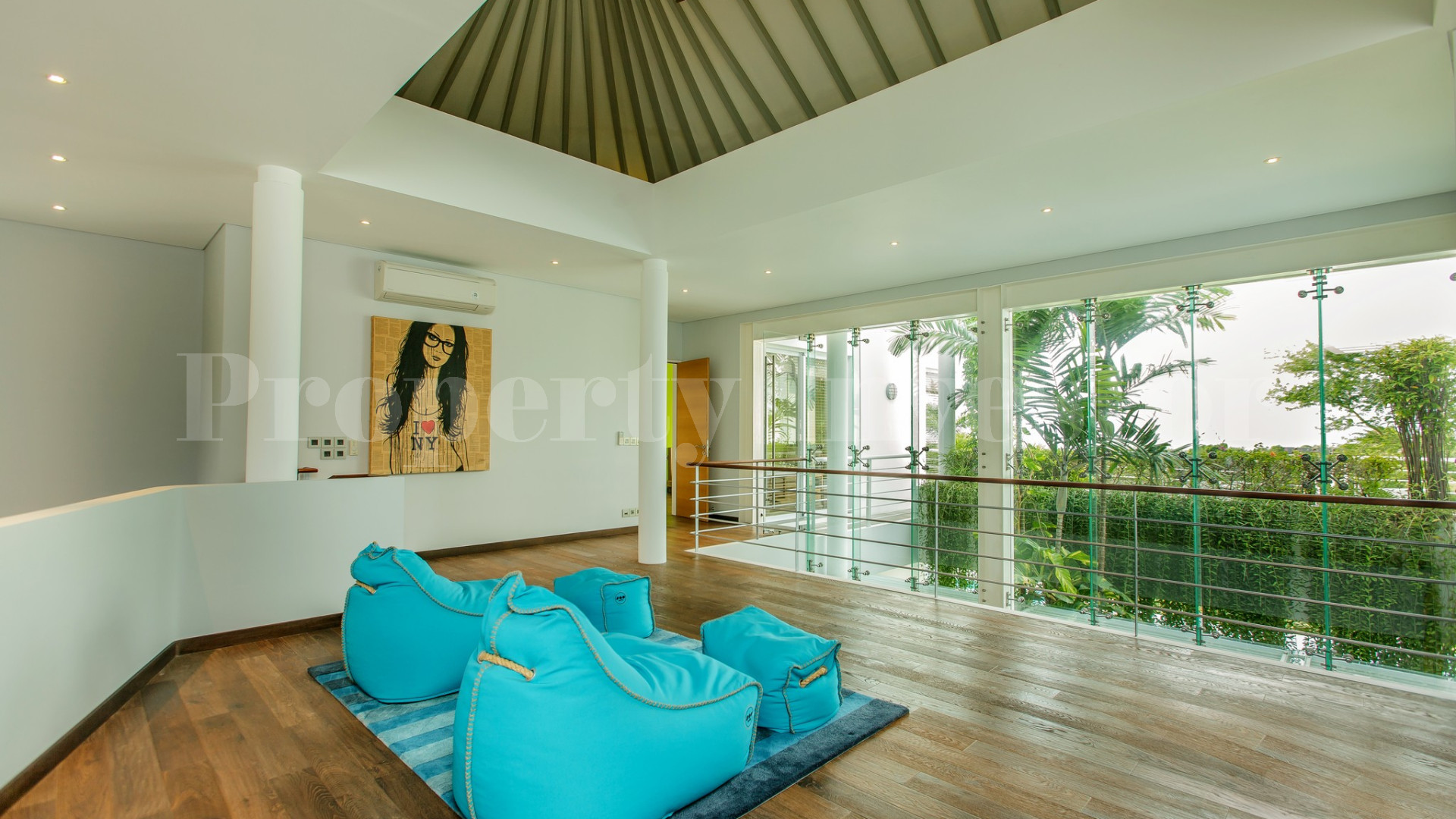 Magnificent 4 Bedroom Luxury Oceanview Villa in Private Gated Golf Community Near Dreamland Beach, Uluwatu, Bali