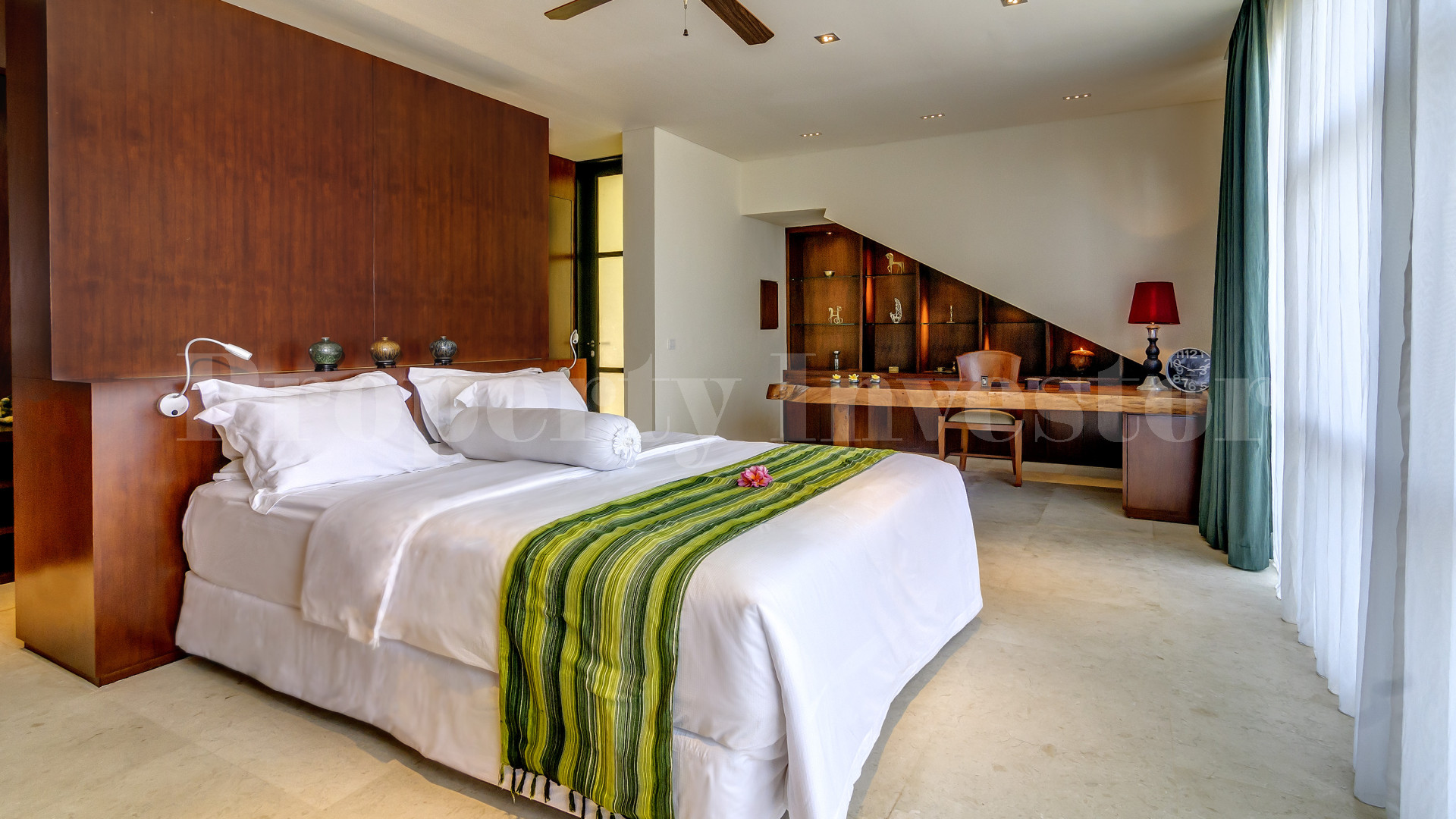 Потрясающая роскошная вилла на 7 спален с панорамным видом на океан на 180 градусов на Пандаве, Бали
