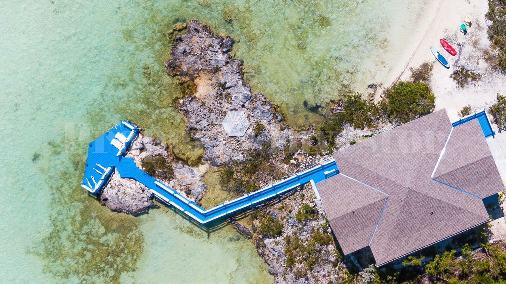 Charming 3 Bedroom Residence on Chalk Sound, Turks & Caicos