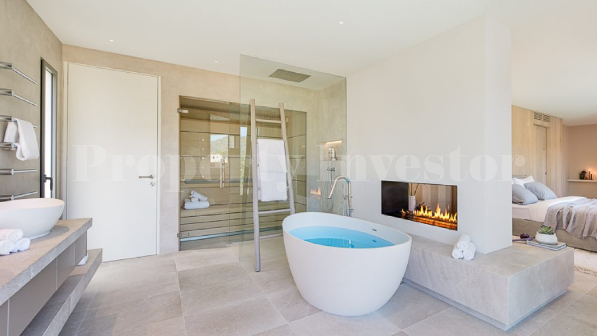 Modern New Build 5 Bedroom Villa with Fantastic Landscape Views in Calvia