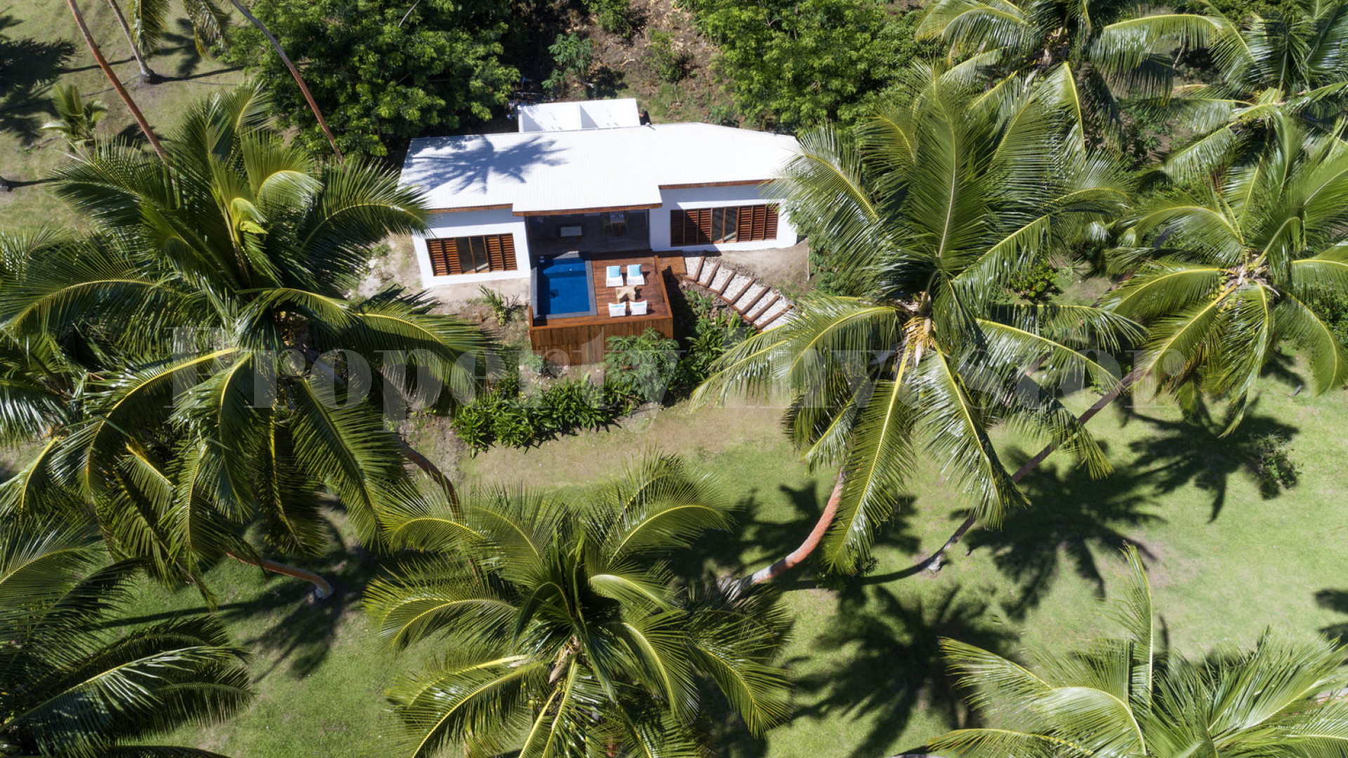 Award Winning 8 Villa Boutique Island Resort for Sale on the Rainbow Reef, Fiji