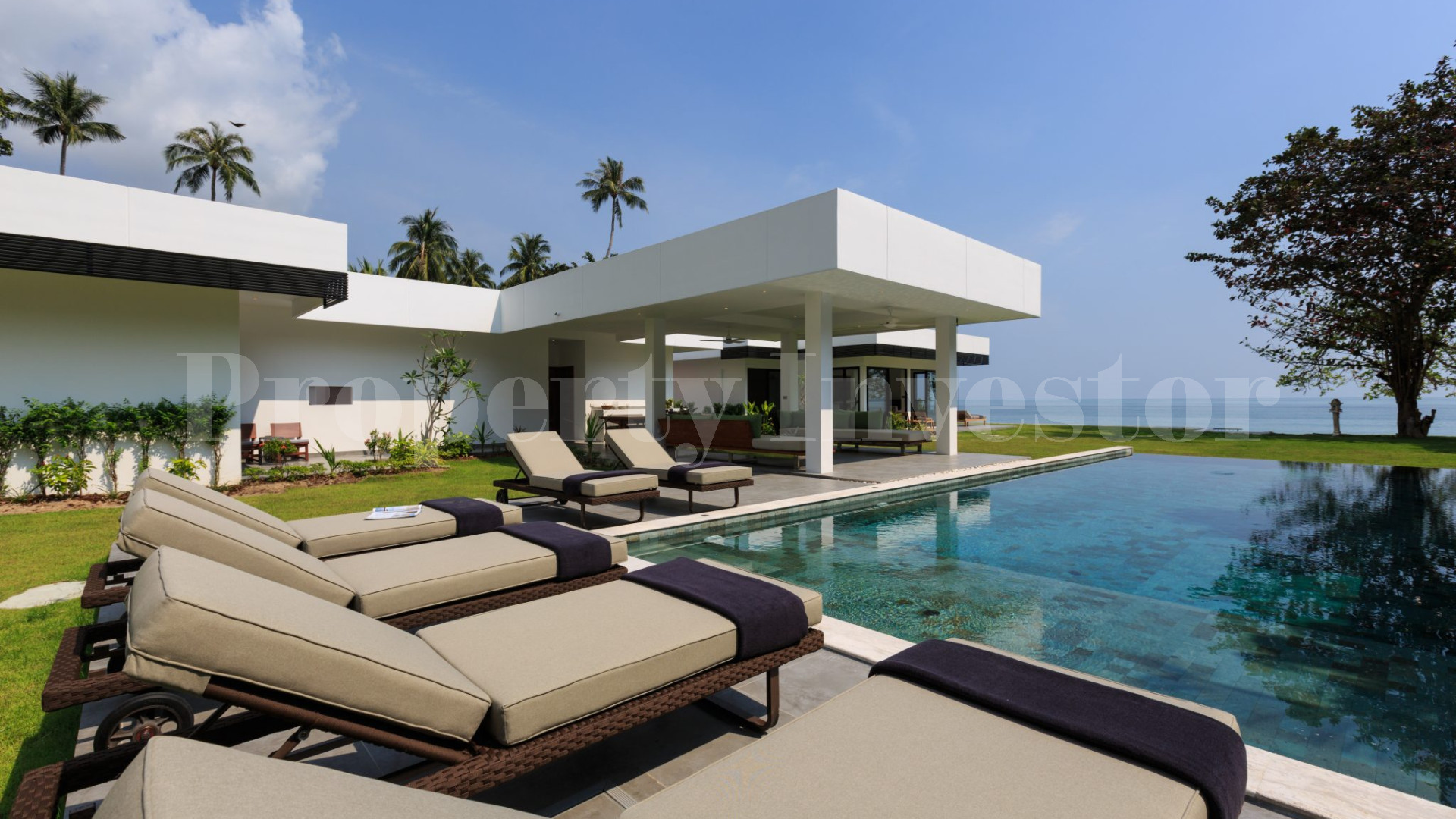 Продаётся идеальная современная вилла с 7 спальнями на пляже в Самуи