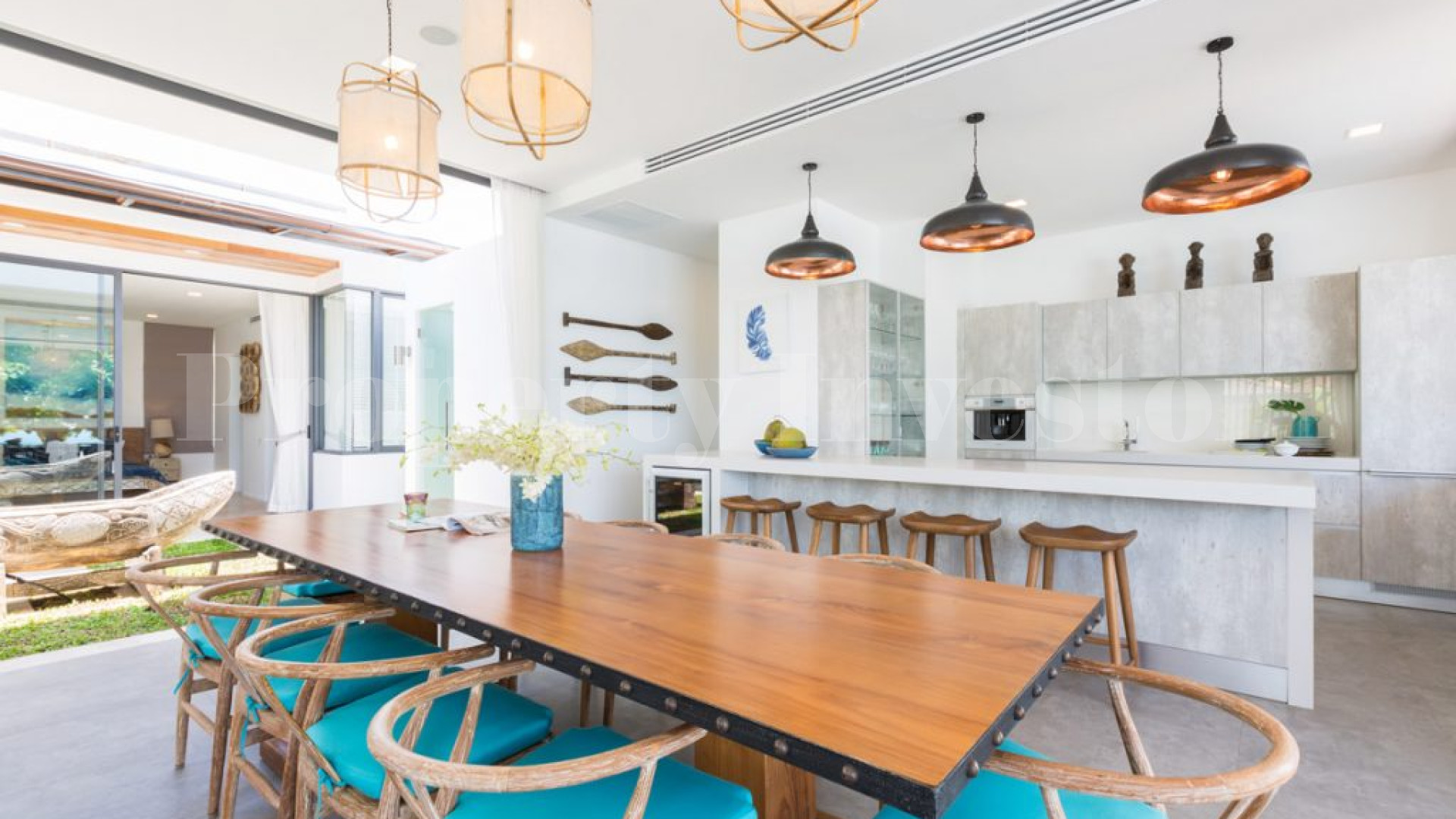 Breathtaking 6 Bedroom Beachfront Villa for Sale in Samui