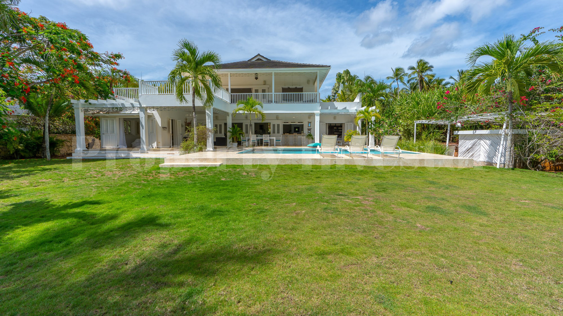 Magnificent 5 Bedroom Private Colonial Style Beachfront Villa for Sale in La Esperanza, Las Terrenas