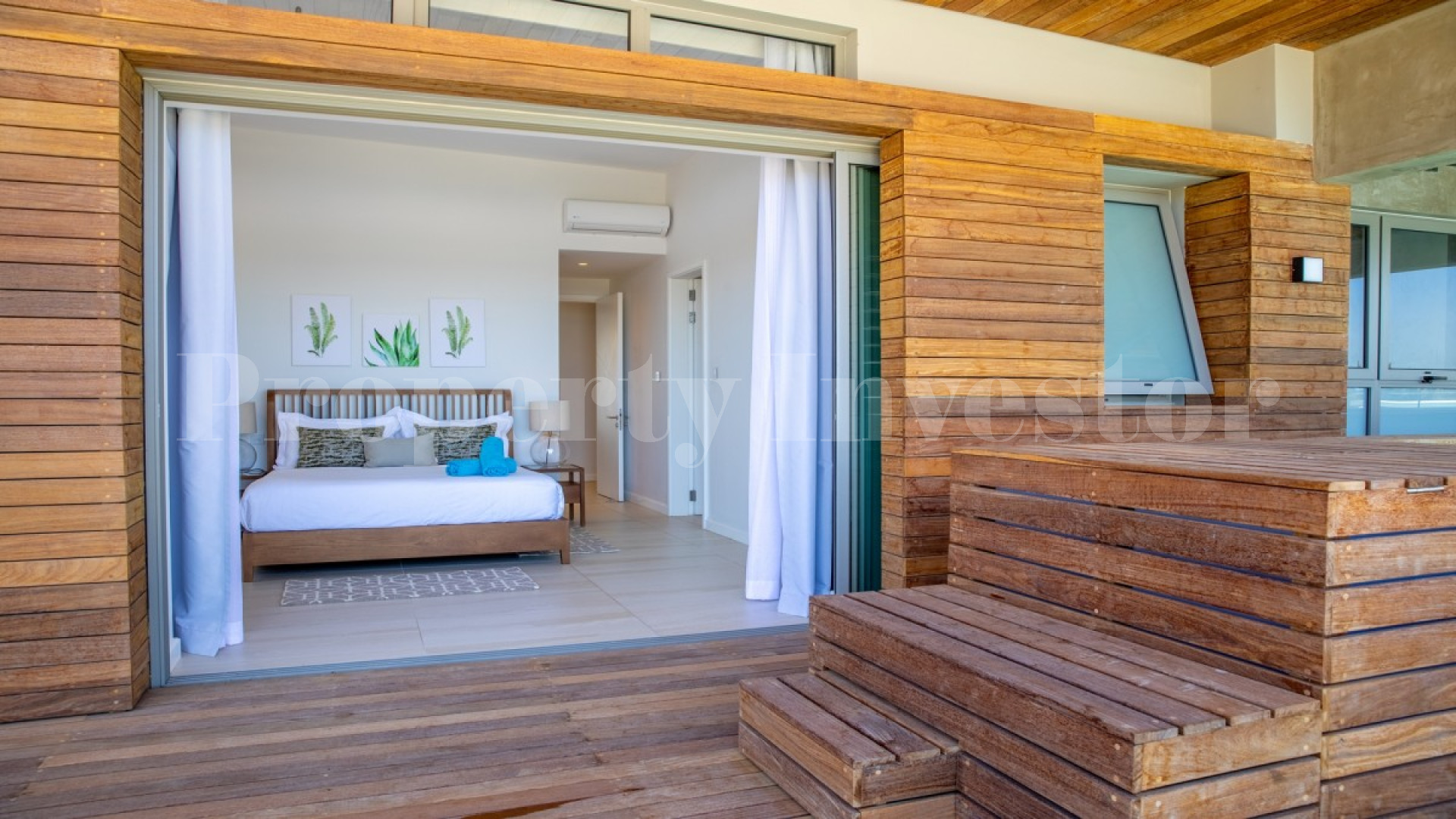 Exclusive 4 Bedroom Waterfront Penthouse in Tamarin (Block A)