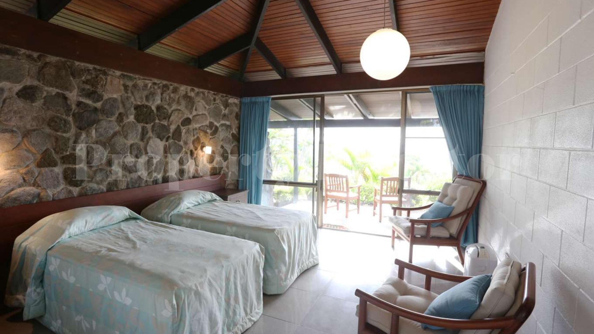 Остров 242 га на Фиджи