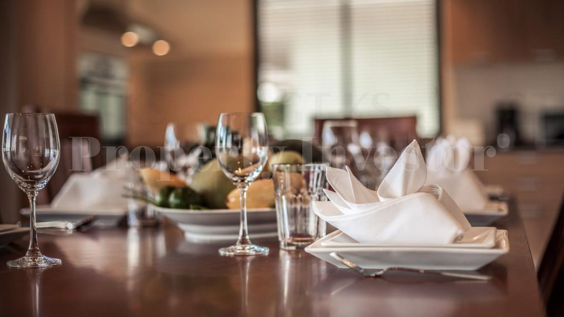 Прекрасная современная вилла на 4 спальни на пляже со своим приватным выходом к пляжу на о. Самуи, Тайланд