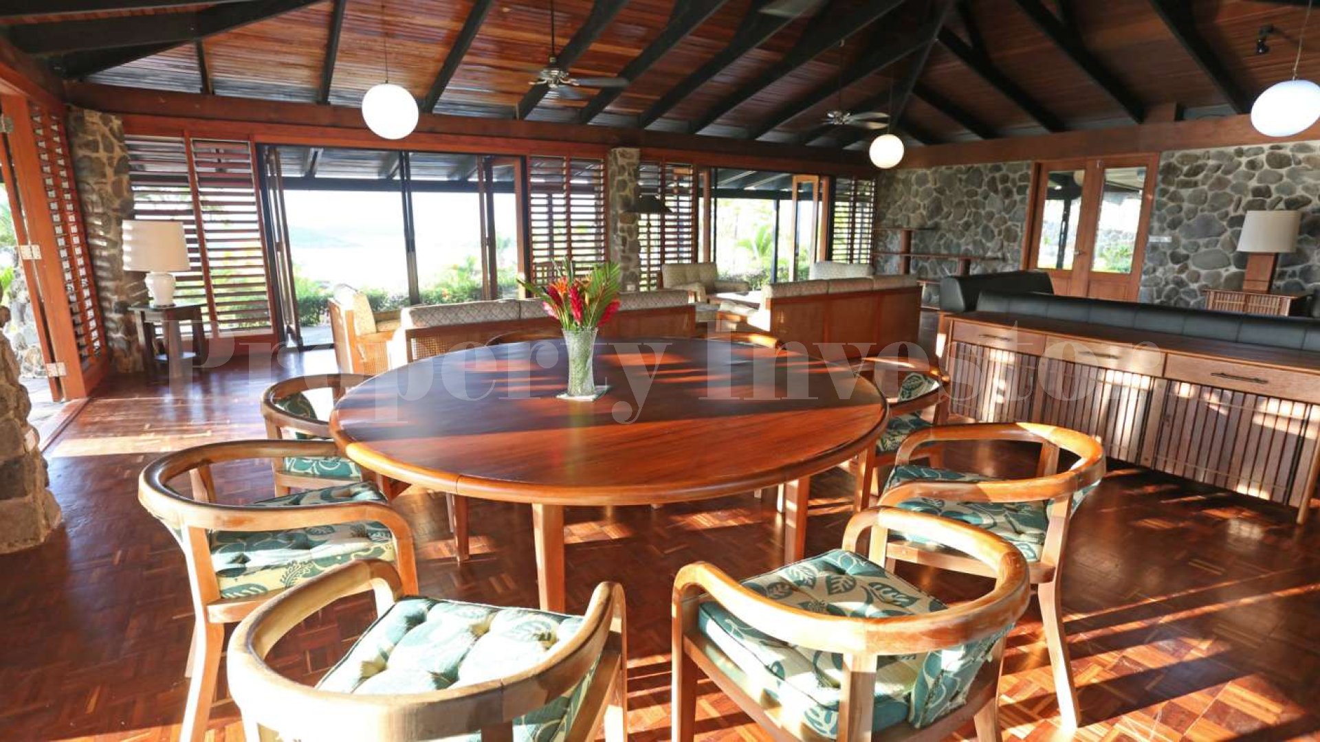 Остров 242 га на Фиджи